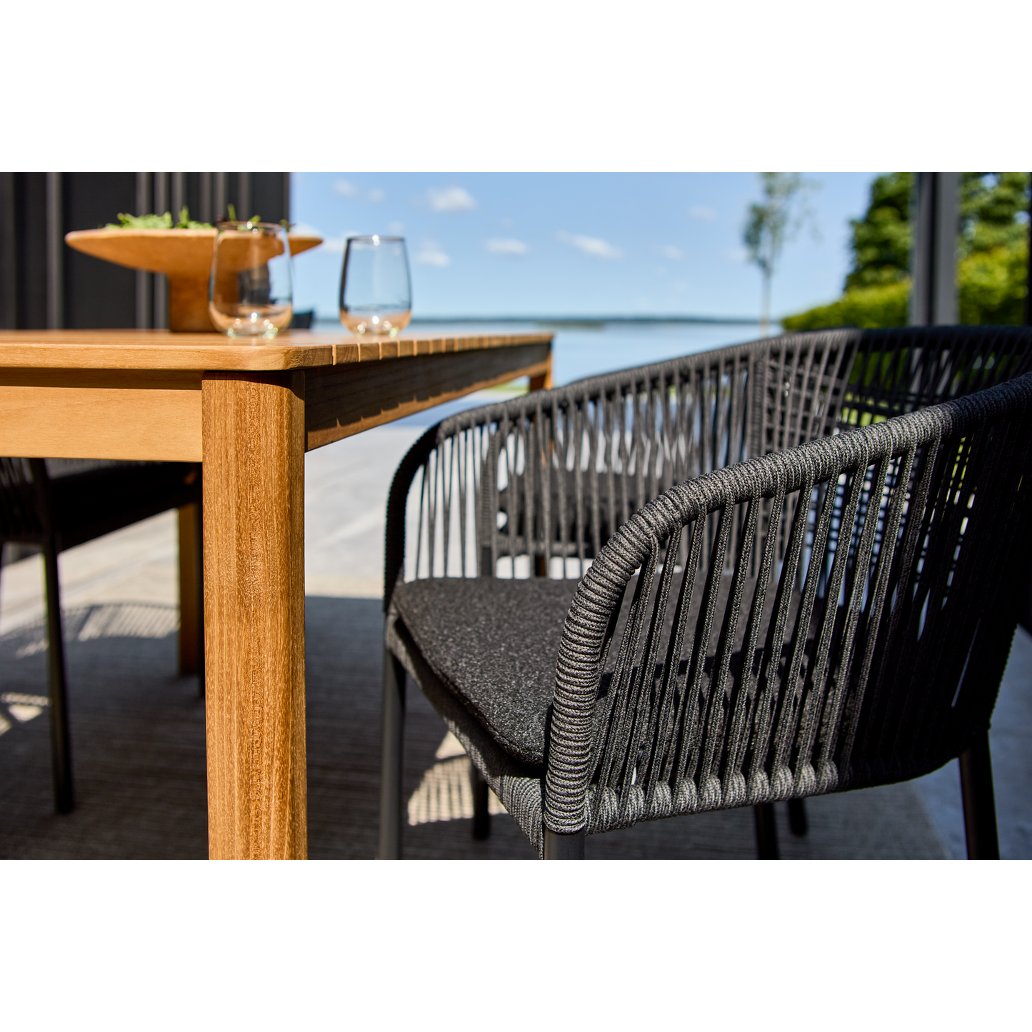 Delta karmstol - Svart/Slate Rope/Teddy Black