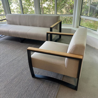 Skyltex: Julia soffgrupp 3-sitssoffa + 2 st Julia fåtölj – Beige/Svart