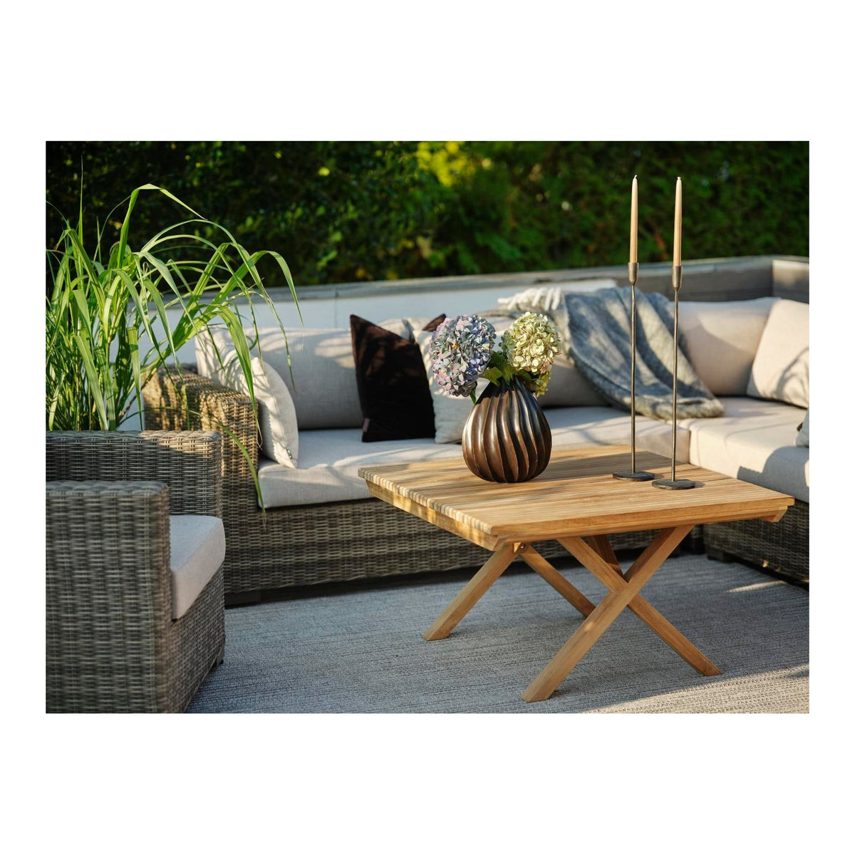 Julita soffbord i teak