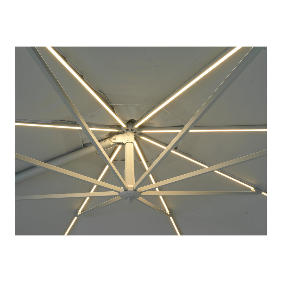 Cilento frihängande parasoll 3,5 m med LED