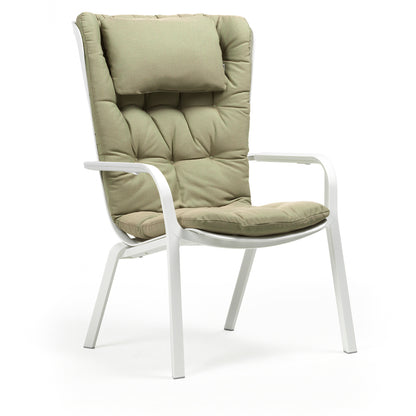 Folio Nackkudde i Felce på Folio Loungefåtölj i Bianco, med Folio Comfort Dyna