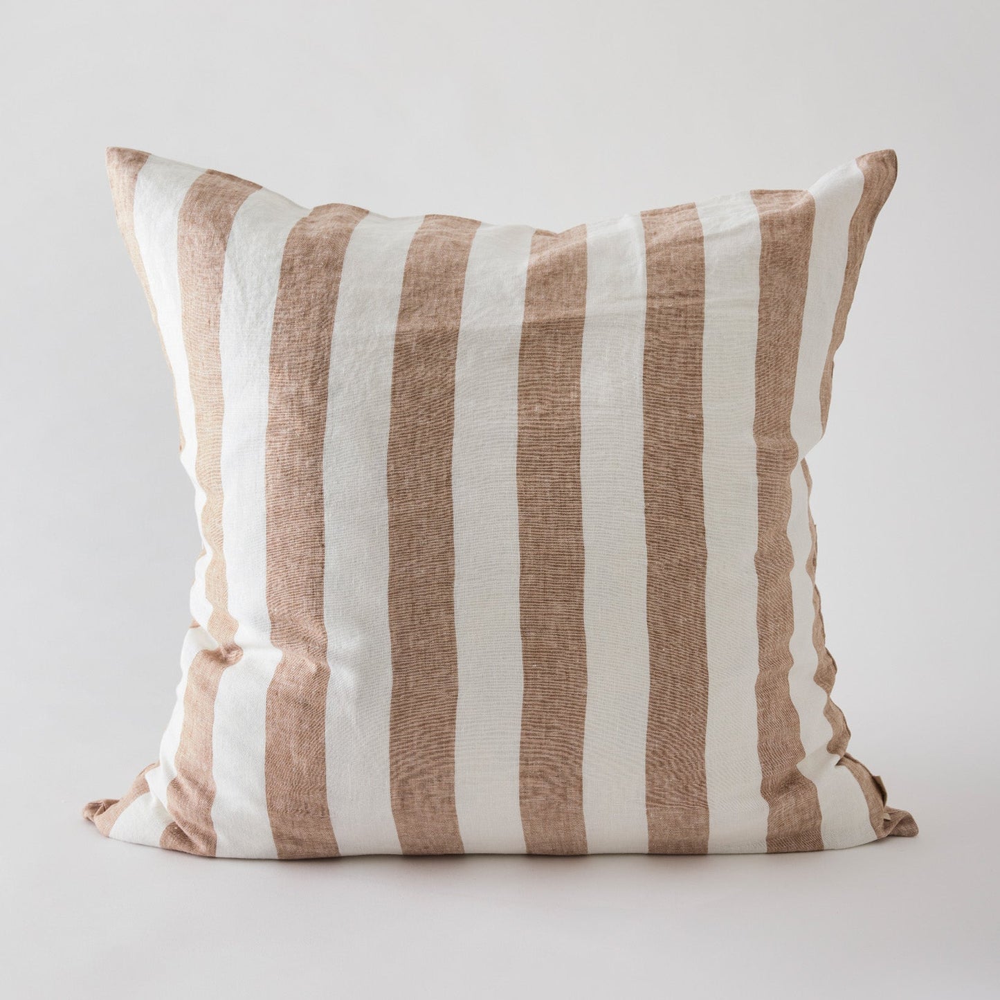 HOLTE kuddfodral - Hazelnut linne 60x60 cm